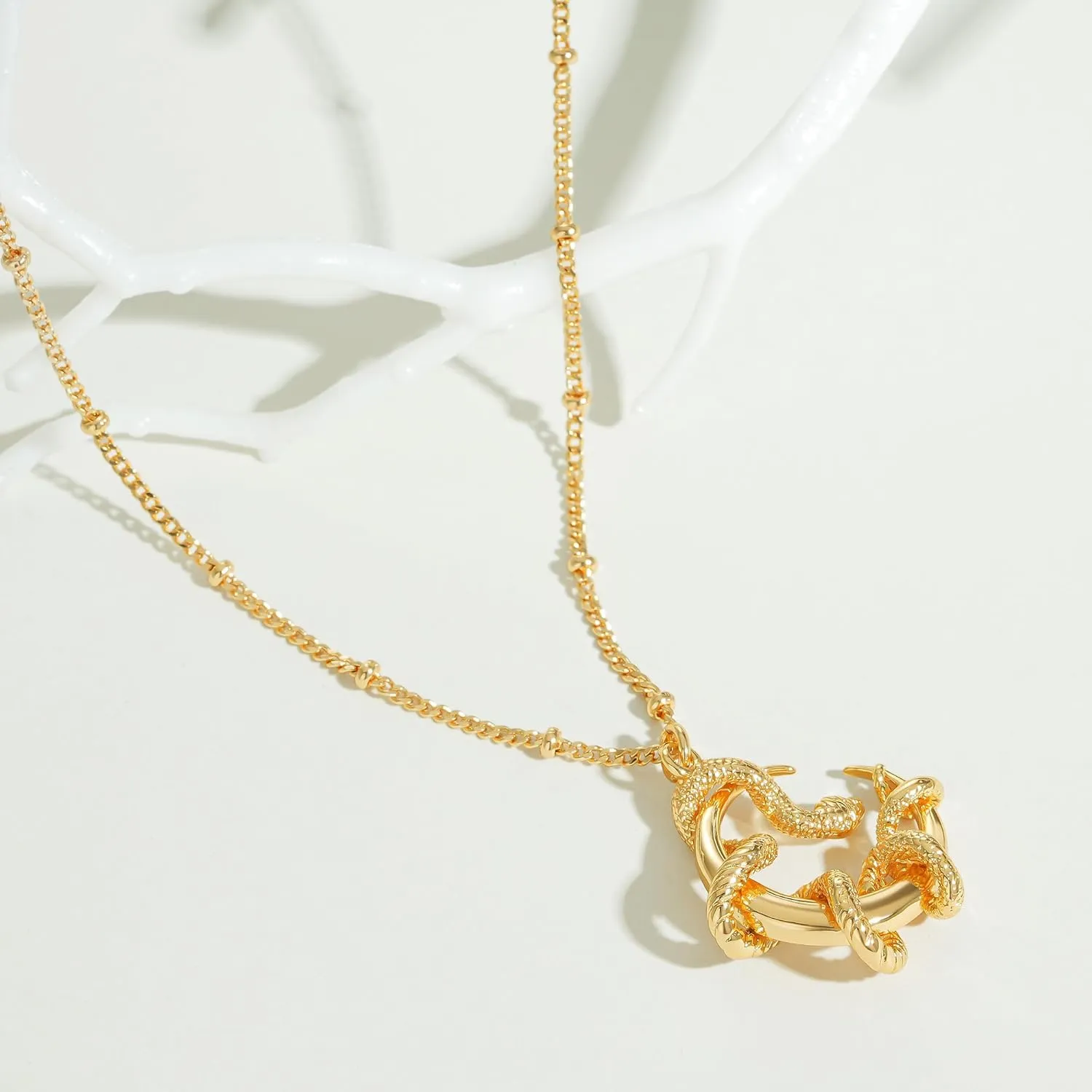 Fettero Gold Necklace for Women Snake Pendant 14K Gold Plated Charm Snake Animal Necklace for Everyday Jewelry