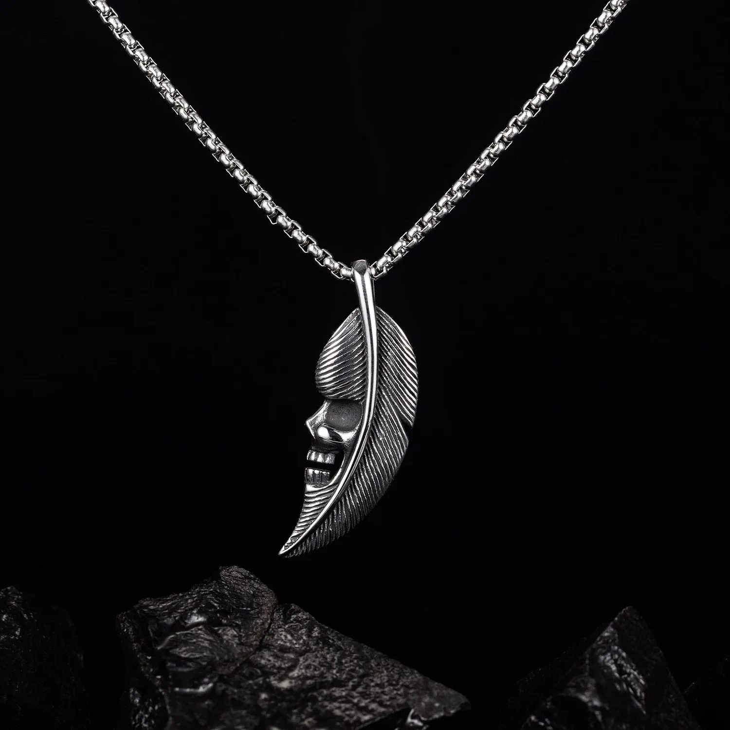 Men's Fashion Skull Leaf Pendant Necklace