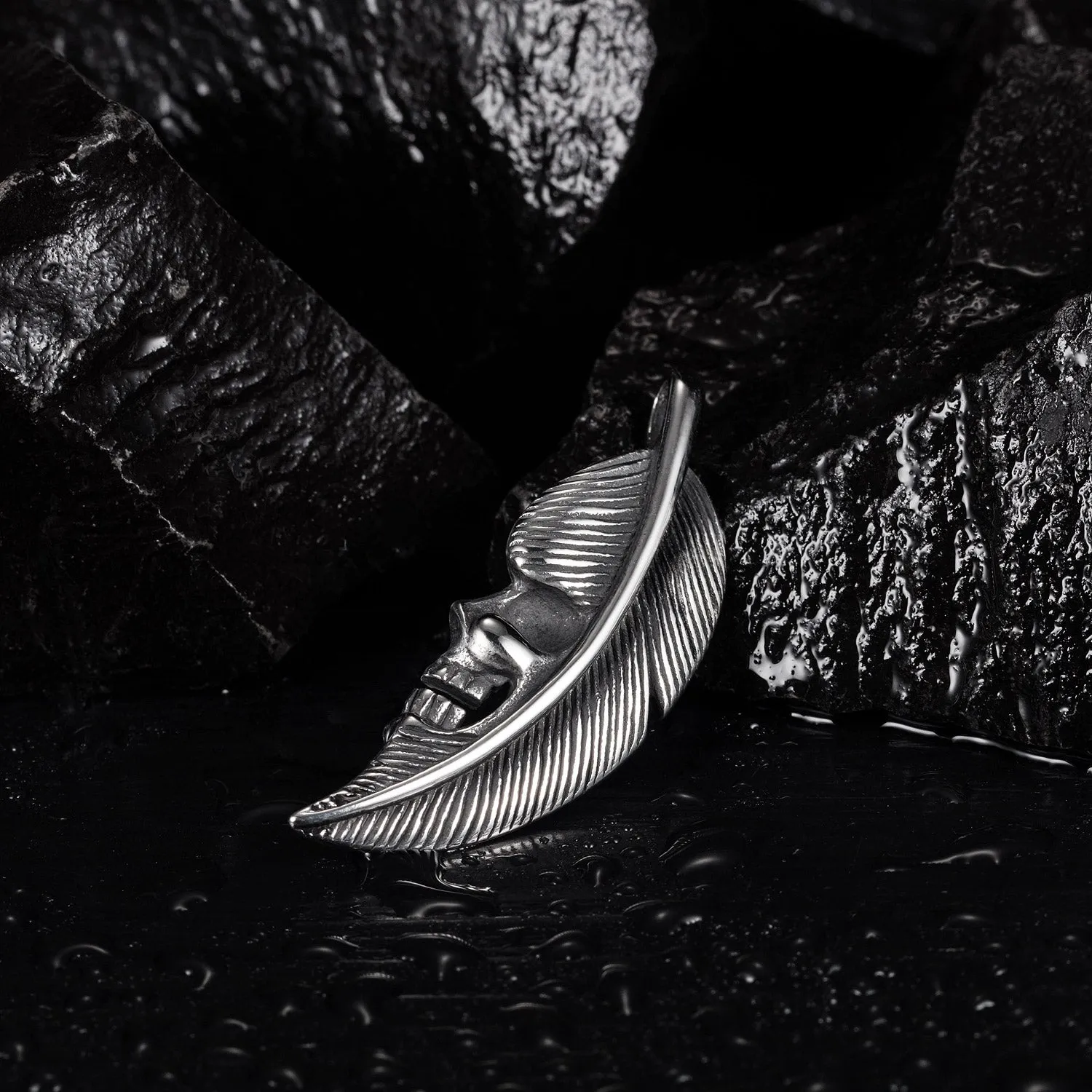 Men's Fashion Skull Leaf Pendant Necklace