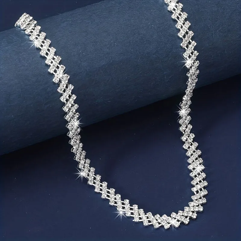 Retro Rhinestone Clavicle Chain