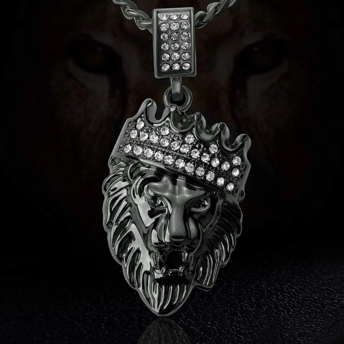 Suweibuke Crown Lion Head Pendant Necklace Iced Out Clear Rhinestones Curb Cuban Chain Stainless Steel Necklace Jewelry Gift