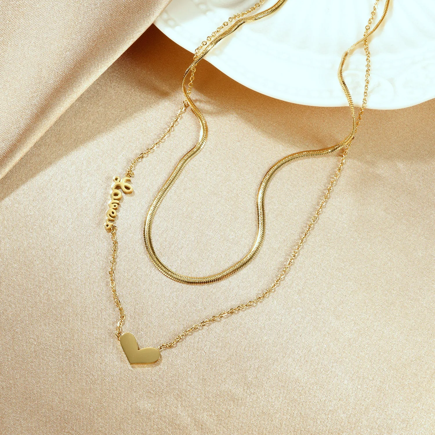 Women's Fashion Cute Heart Pendant Necklace