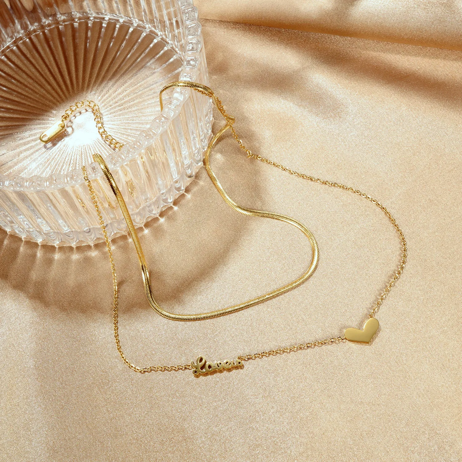 Women's Fashion Cute Heart Pendant Necklace