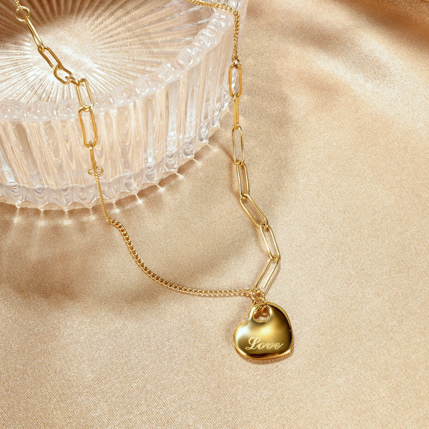 Women's Fashion Love Heart Pendant Necklace
