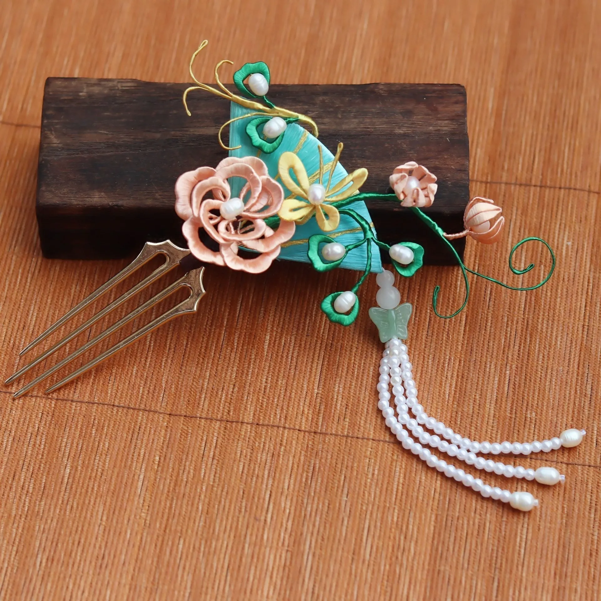 Wrapped Peony Flower Pearl Tassel Hairpin Step Shaking Hair
